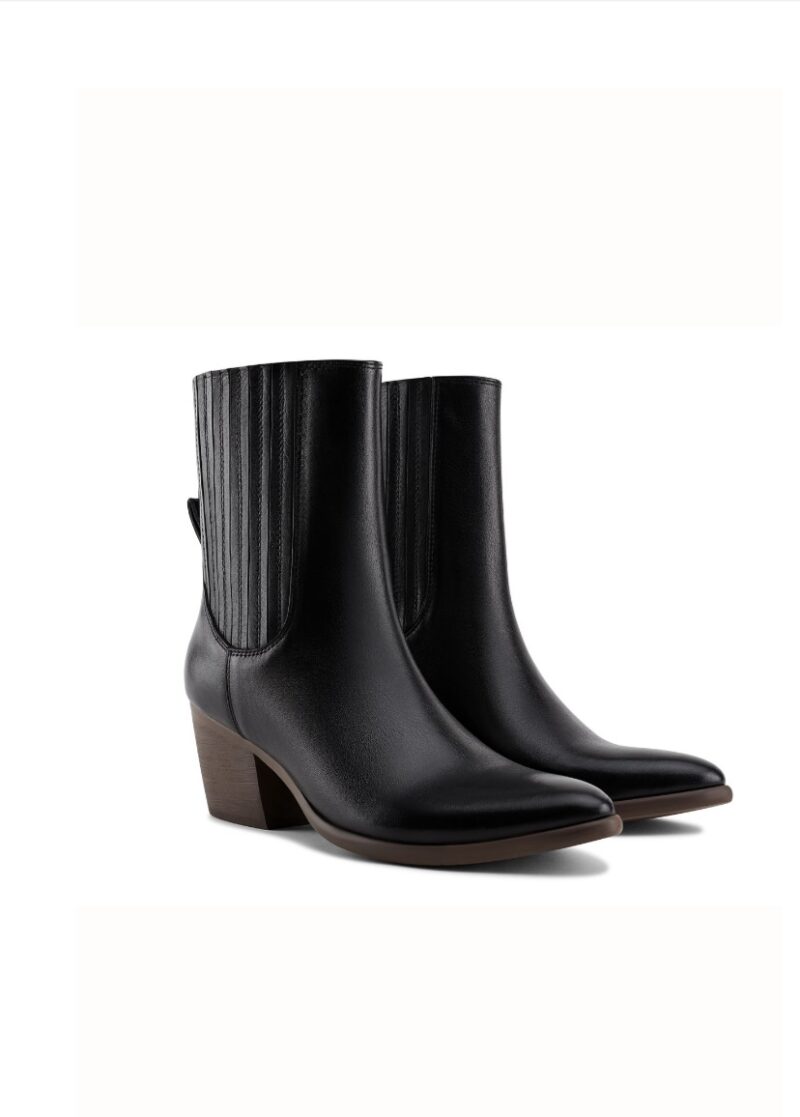 Bota suen negro