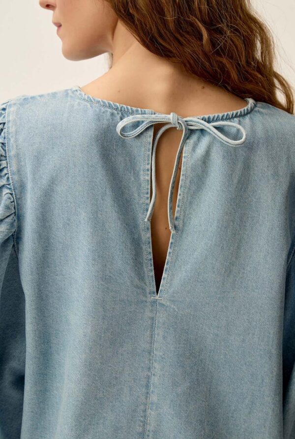 Blusa denim laya bleach - Imagen 5