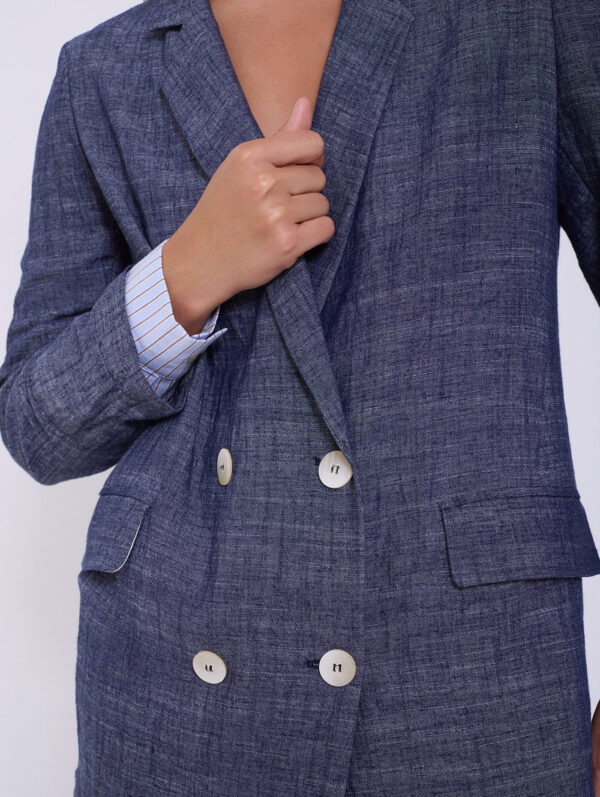 Blazer lino detalle puño camisa - Imagen 6