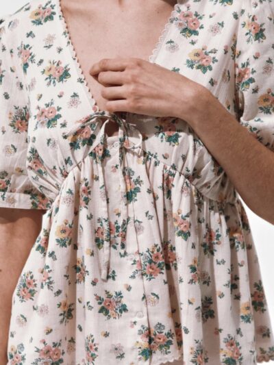 Blusa borica print rose flores