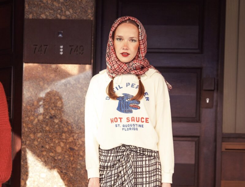 Sudadera collar white "datil pepper" - Imagen 3