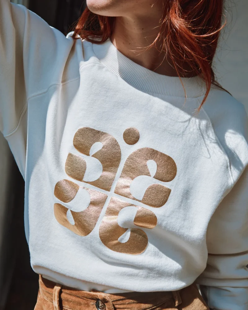 Sudadera Carl logo creme