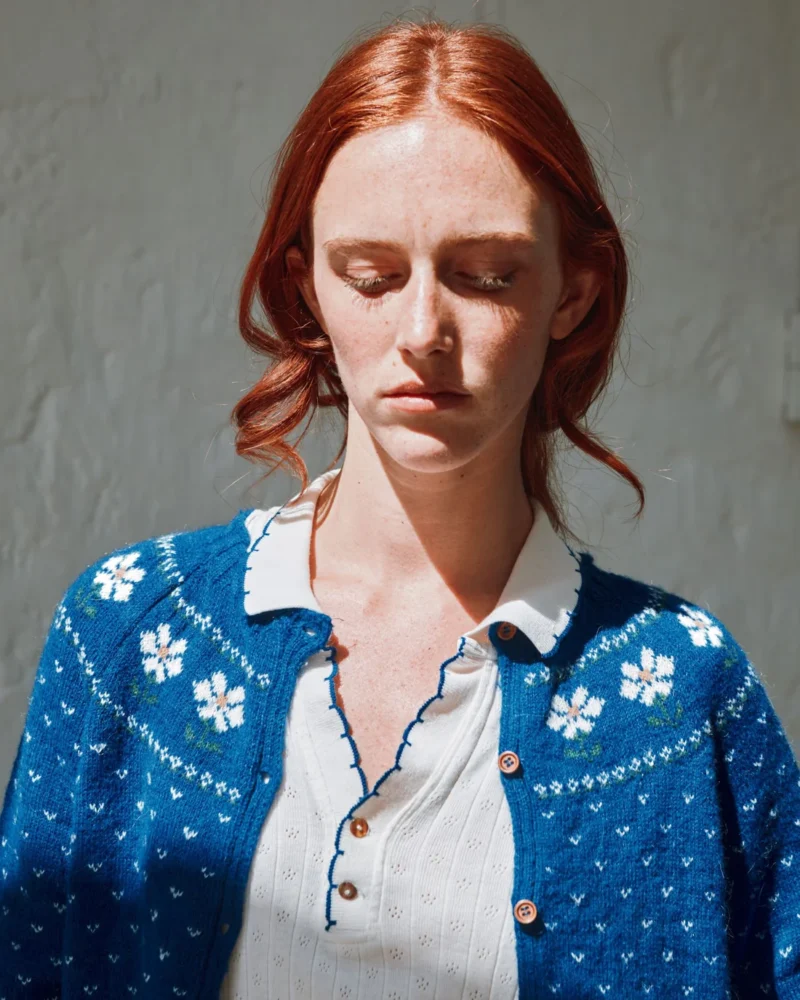 Cardigan camomille margaritas azul - Imagen 4