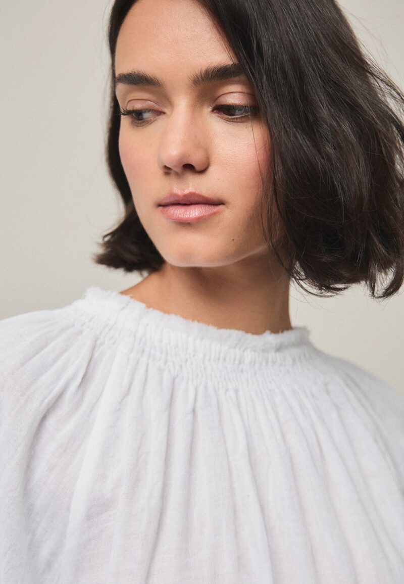 Blusa judit cuello fruncido crudo - Imagen 2