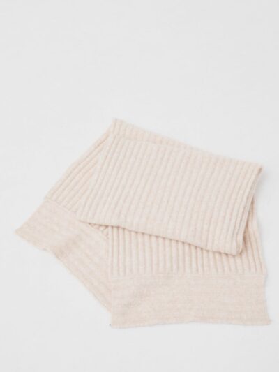 Bufanda punto bukon crudo