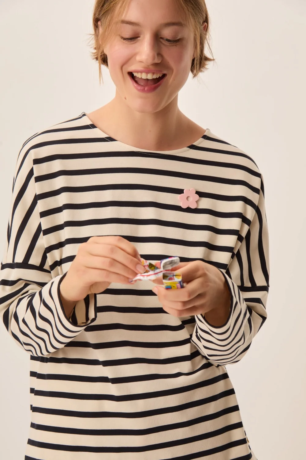 Sudadera rayas filly + broche flor