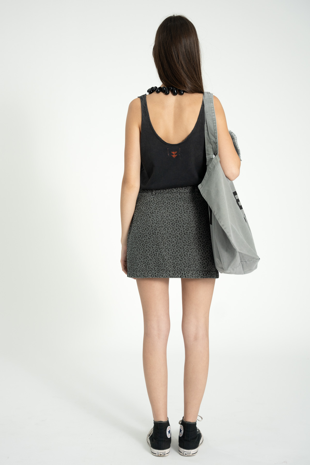 Falda corta grey animal print - Imagen 4