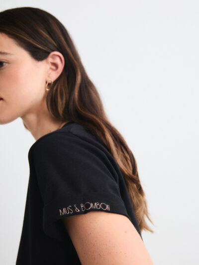 Camiseta musbom bordado mc negro