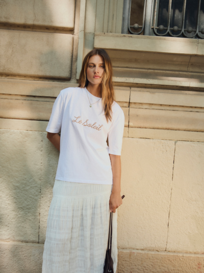 Falda bruma vuelo blanco